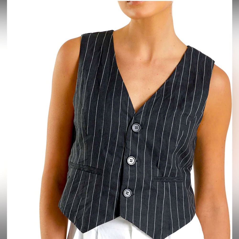 DISSH BNWT Black Vest